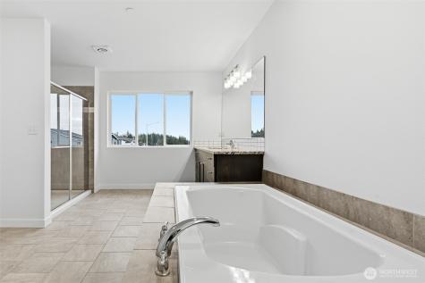 7343 31st Place NE Marysville WA 98270