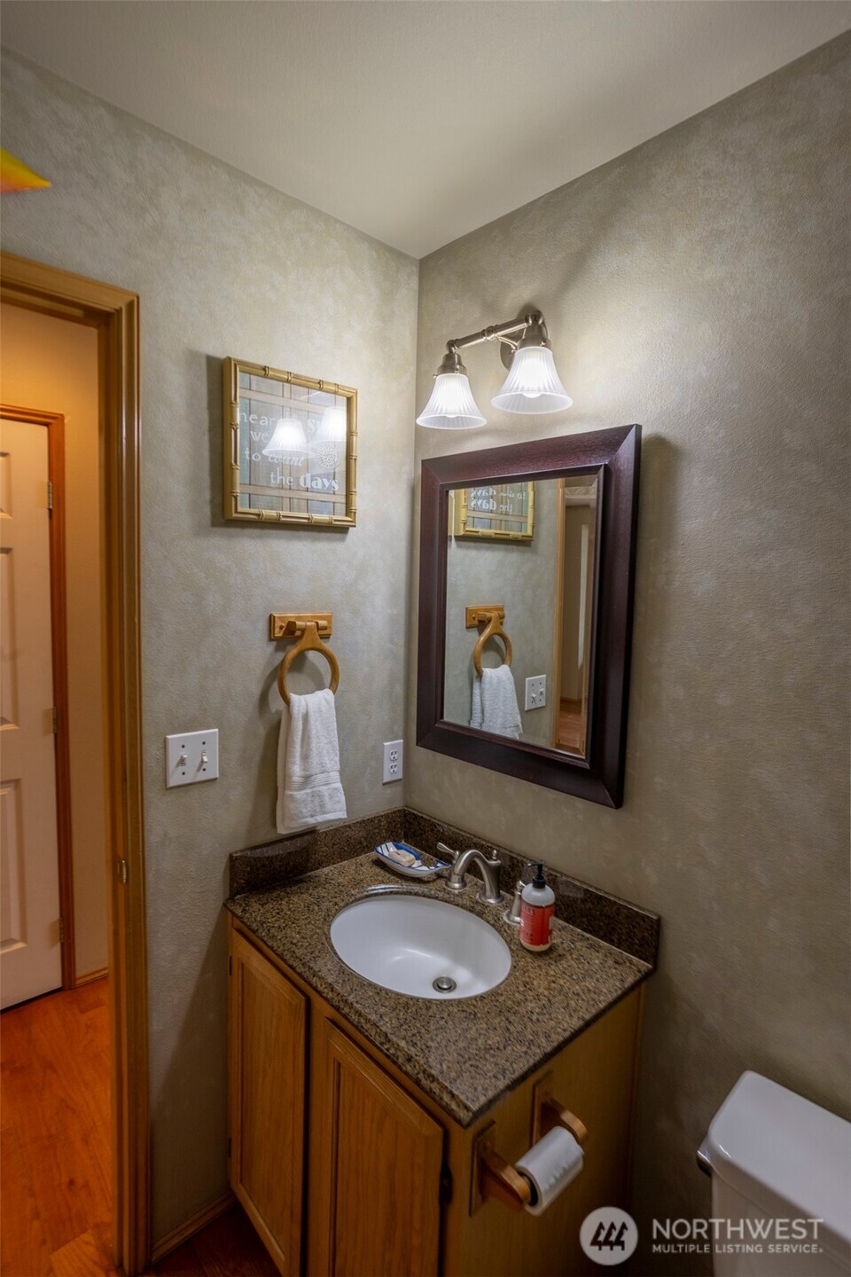 23184 Brandon Place NW Poulsbo WA 98370