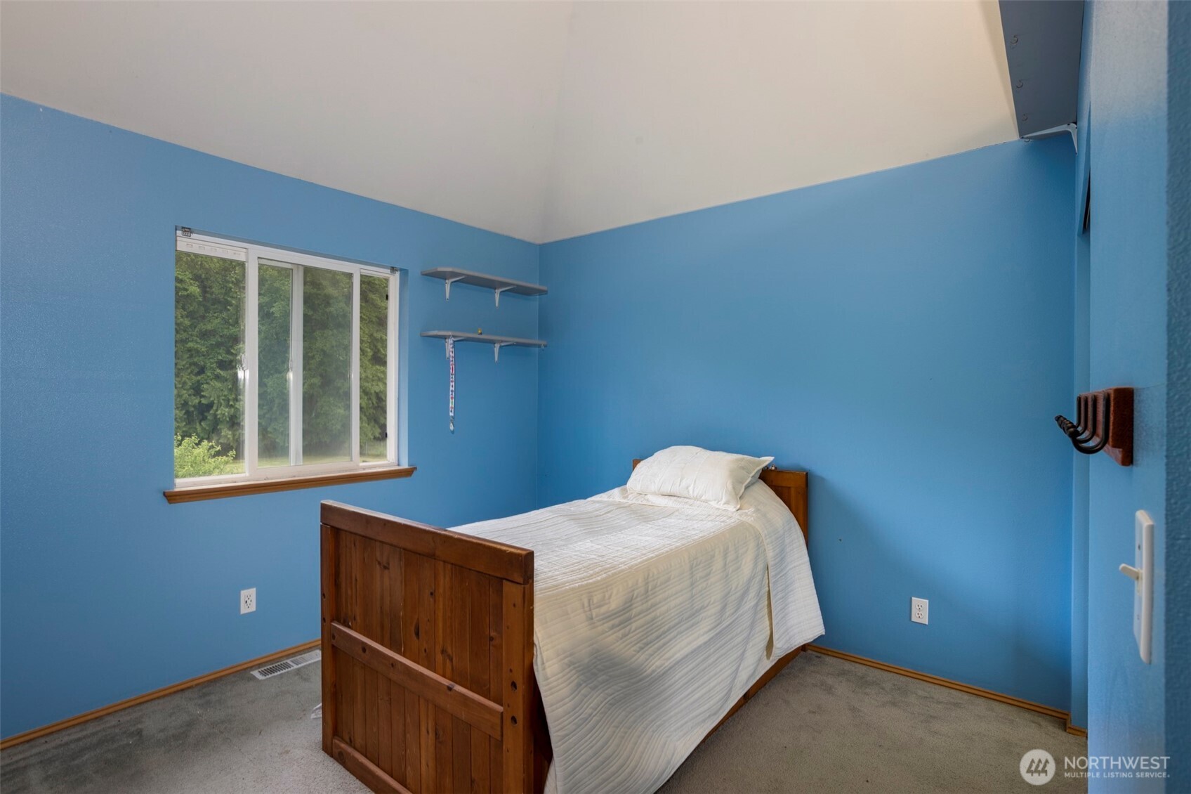 23184 Brandon Place NW Poulsbo WA 98370