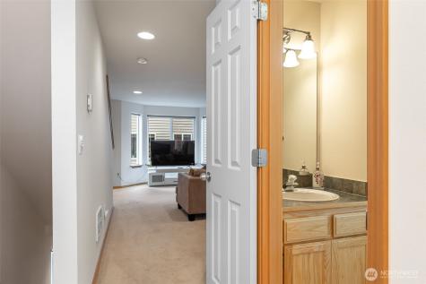12049 32nd Avenue NE Seattle WA 98125
