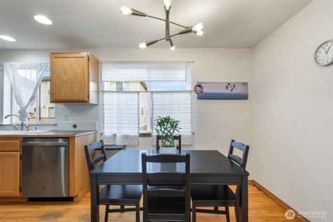 12049 32nd Avenue NE Seattle WA 98125
