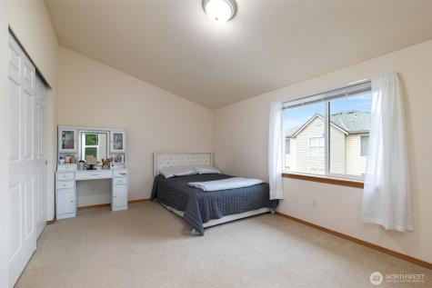 12049 32nd Avenue NE Seattle WA 98125