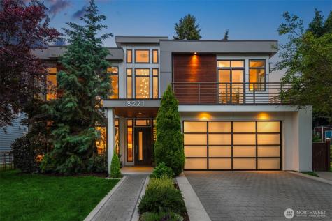 8221 21st Avenue NE Seattle WA 98115