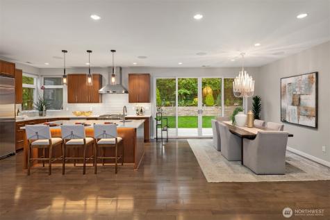 8221 21st Avenue NE Seattle WA 98115