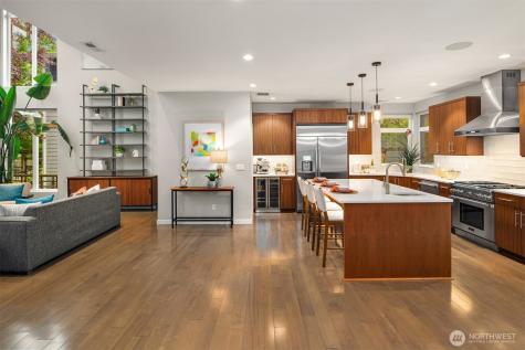 8221 21st Avenue NE Seattle WA 98115