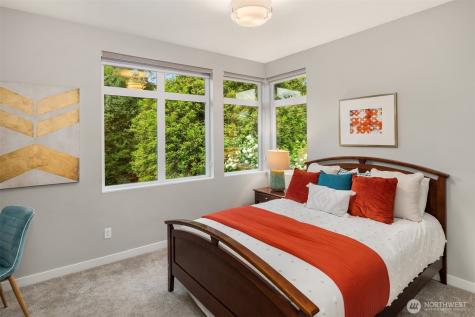 8221 21st Avenue NE Seattle WA 98115