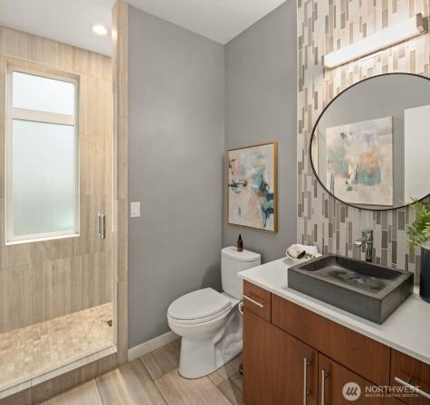 8221 21st Avenue NE Seattle WA 98115