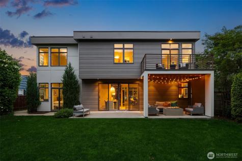 8221 21st Avenue NE Seattle WA 98115