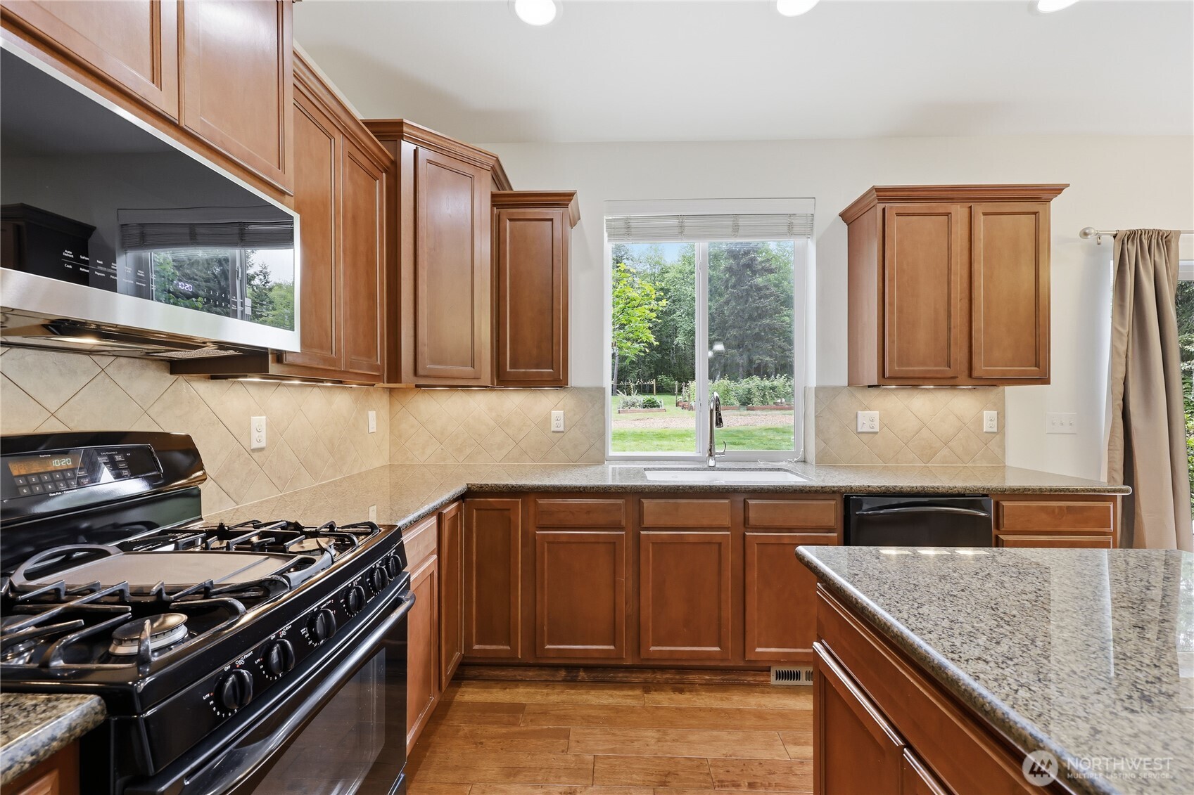 7260 Alpenview Place NW Seabeck WA 98380