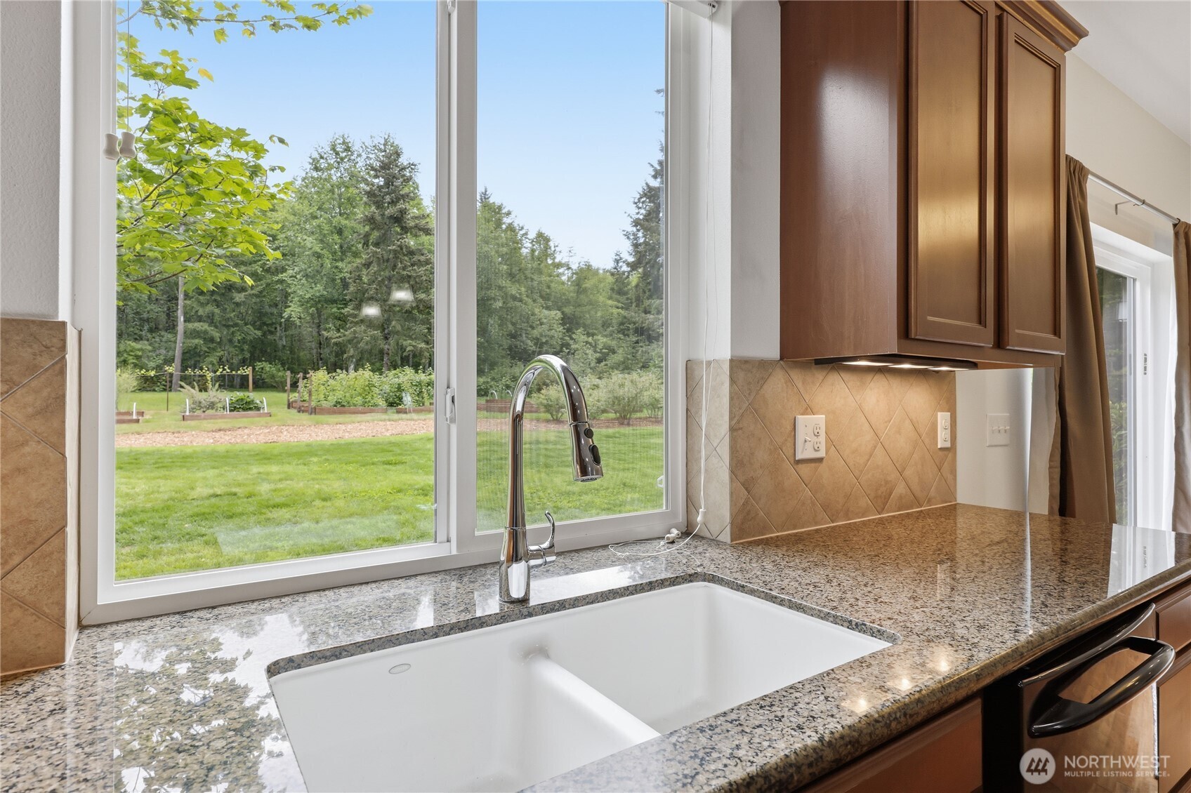 7260 Alpenview Place NW Seabeck WA 98380