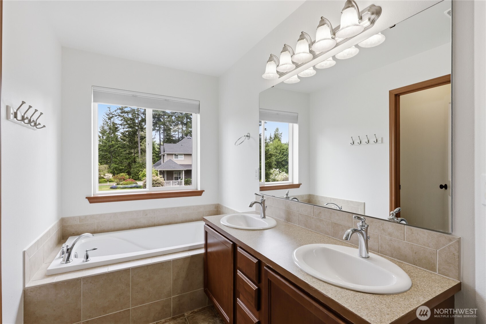 7260 Alpenview Place NW Seabeck WA 98380