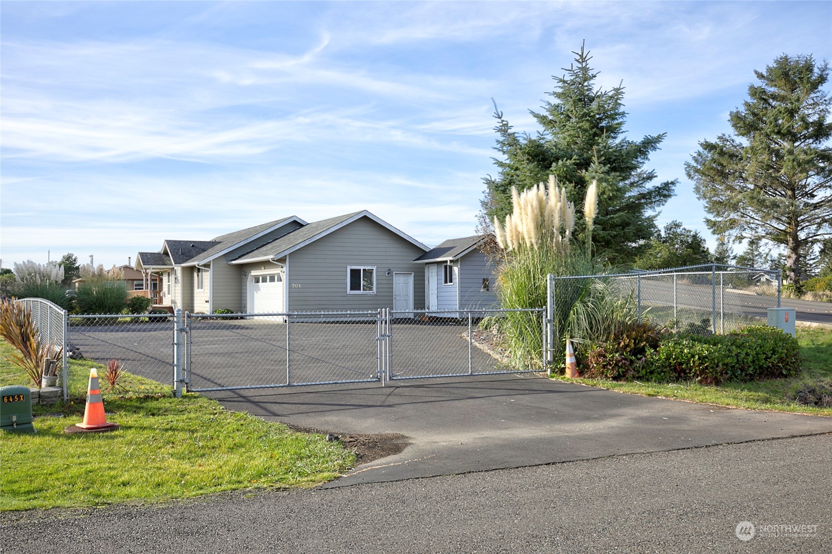 701 Wawona Avenue Sw Ocean Shores WA 98569