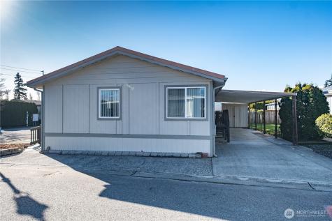 225 NE Ernst Oak Harbor WA 98277