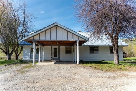 20752 State Route 20 Twisp WA 98856