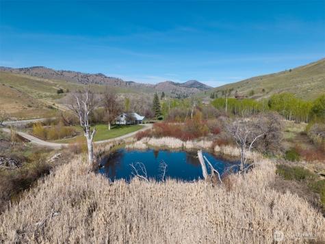 20752 State Route 20 Twisp WA 98856