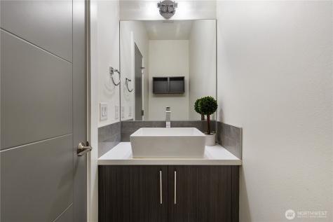 1708 Alki Avenue SW Seattle WA 98116