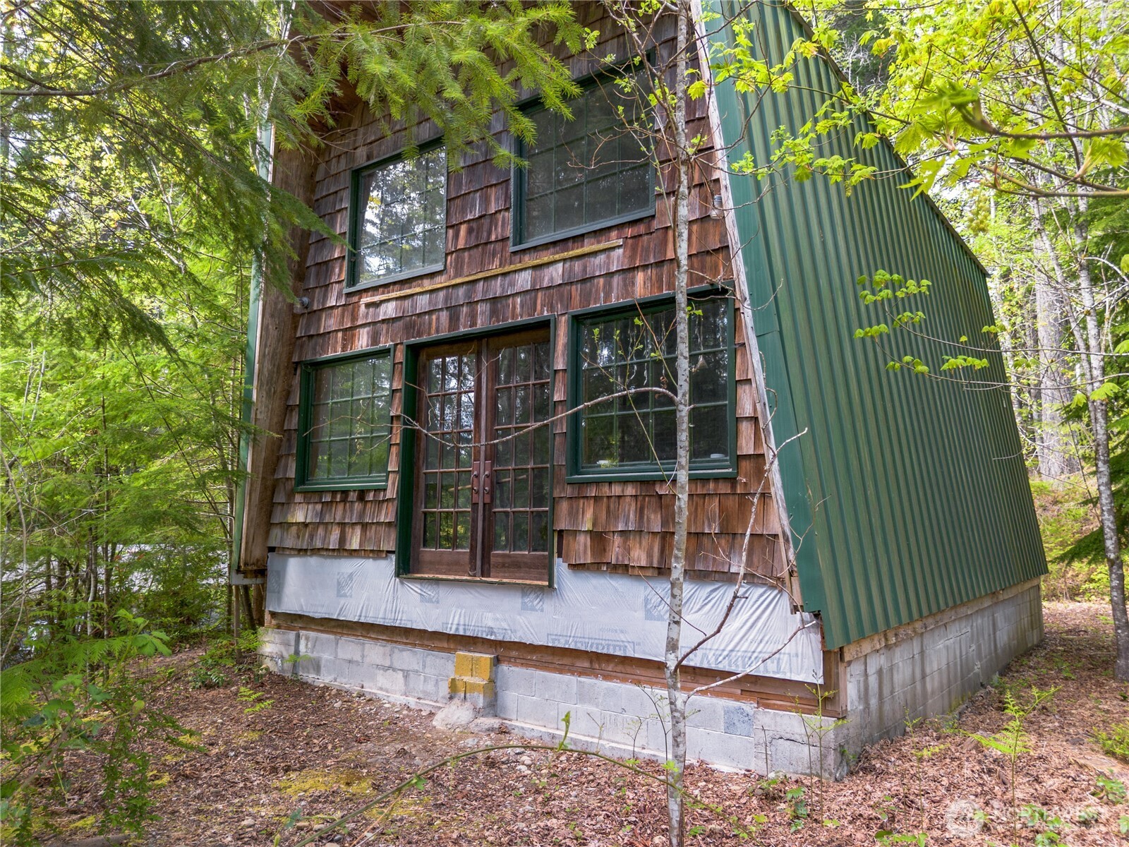 651 N Duckabush Drive W Hoodsport WA 98548