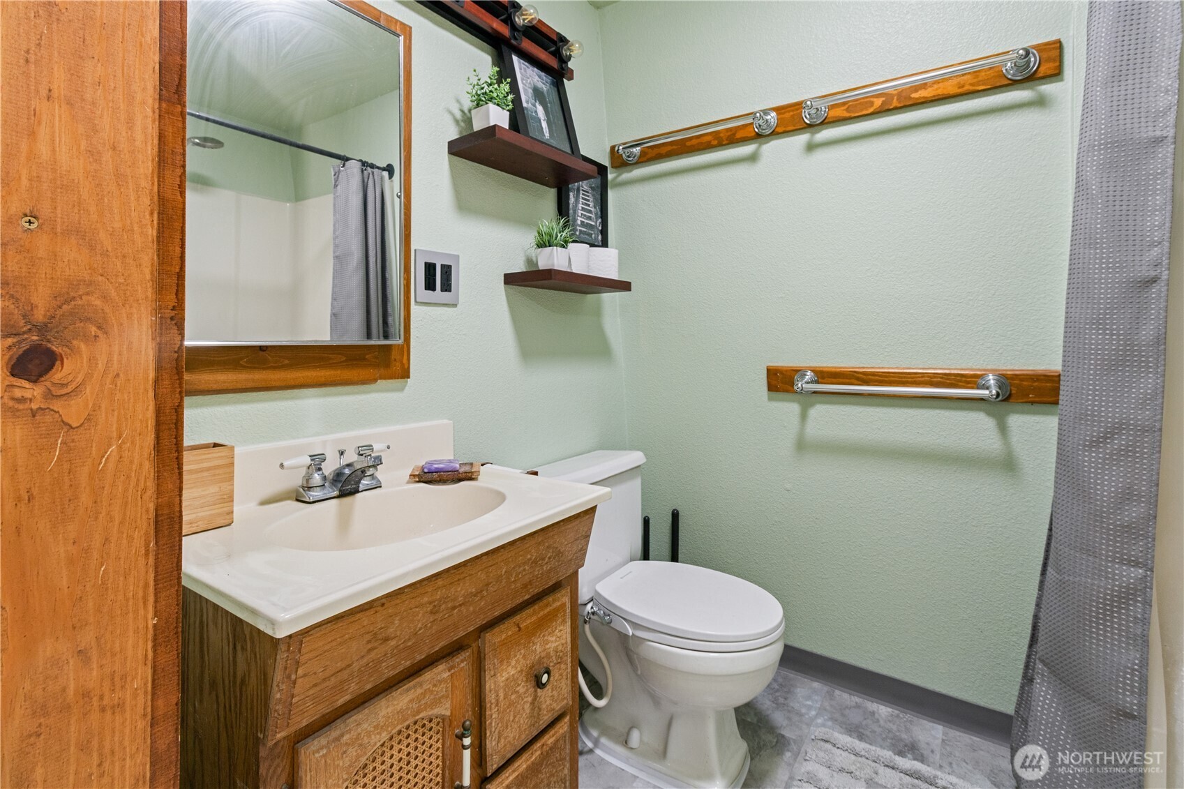 651 N Duckabush Drive W Hoodsport WA 98548
