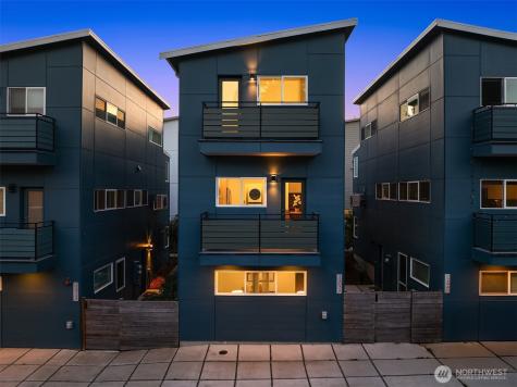 12038 33RD Seattle WA 98125