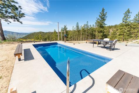 317 Cottontail Lane Chelan WA 98816