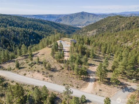 317 Cottontail Lane Chelan WA 98816