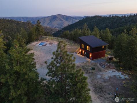 317 Cottontail Lane Chelan WA 98816