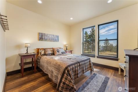 317 Cottontail Lane Chelan WA 98816