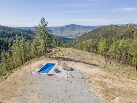 317 Cottontail Lane Chelan WA 98816