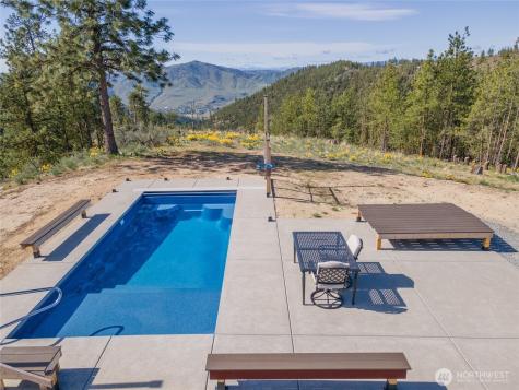 317 Cottontail Lane Chelan WA 98816