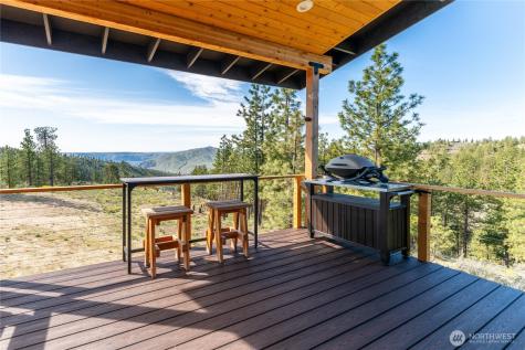 317 Cottontail Lane Chelan WA 98816