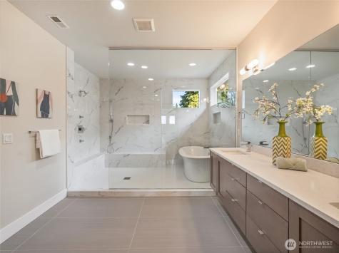 2824 Park Avenue N Renton WA 98056