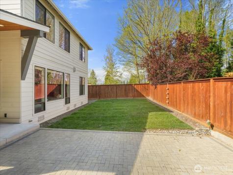 2824 Park Avenue N Renton WA 98056