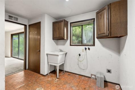 626 Ostman Road Raymond WA 98577