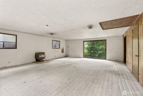 626 Ostman Road Raymond WA 98577