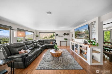 1901 Sleepy Hollow Road Wenatchee WA 98801