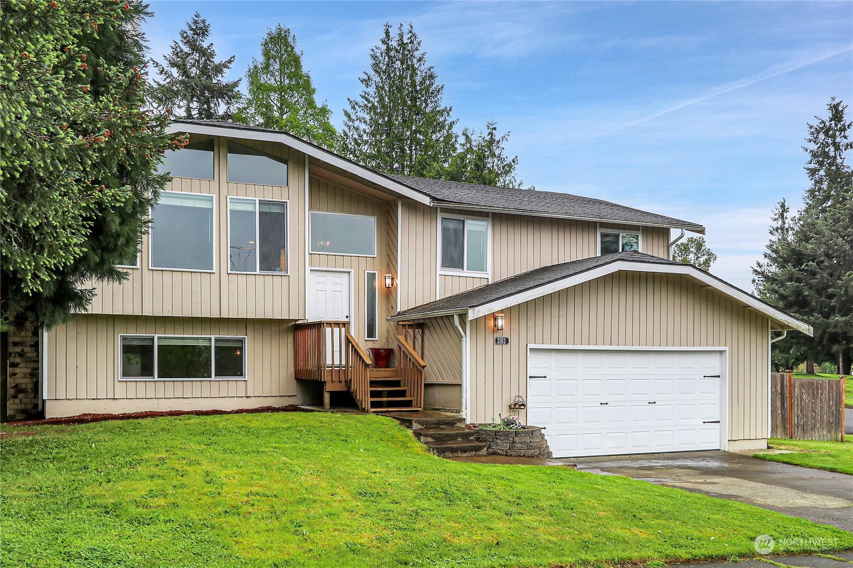 3103 Se 17th Court Renton WA 98058
