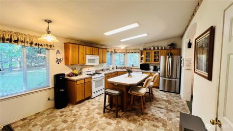 7010 W Dahl Road Deer Park WA 99006