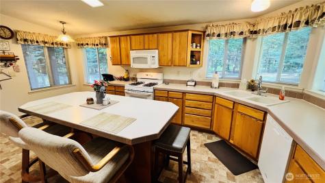 7010 W Dahl Road Deer Park WA 99006