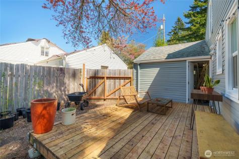 16909 12th Place NE Shoreline WA 98155