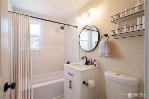 16909 12th Place NE Shoreline WA 98155