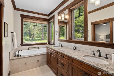 1390 Snowberry Loop Cle Elum WA 98922