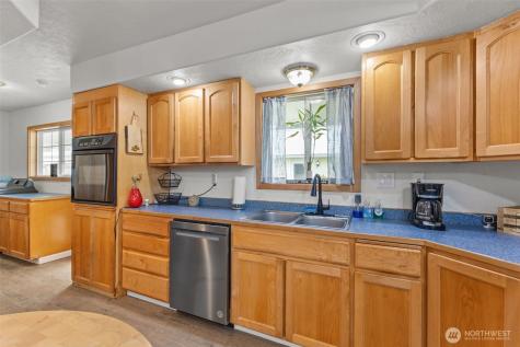 545 Davis Lake Road Morton WA 98356