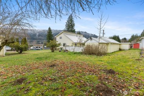 545 Davis Lake Road Morton WA 98356