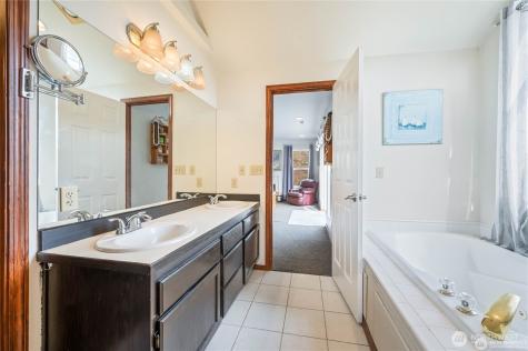9505 Plateau Road Cashmere WA 98815