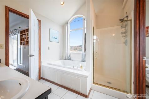 9505 Plateau Road Cashmere WA 98815