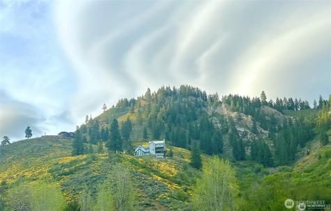9505 Plateau Road Cashmere WA 98815