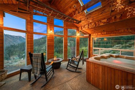 9505 Plateau Road Cashmere WA 98815