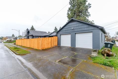 501 S 52nd Street Tacoma WA 98408