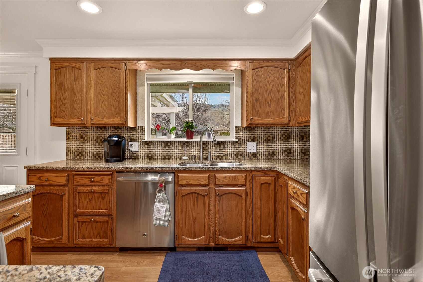1484 Elmwood Street Wenatchee WA 98801