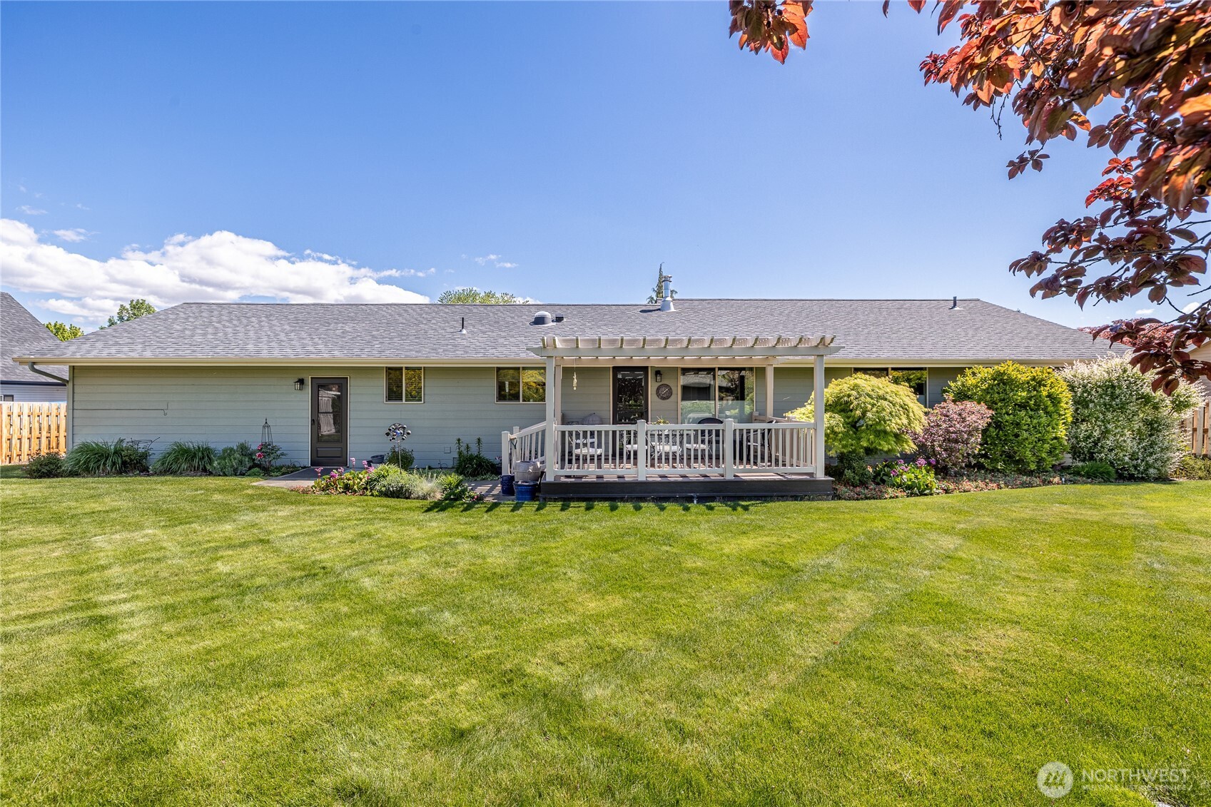 1484 Elmwood Street Wenatchee WA 98801
